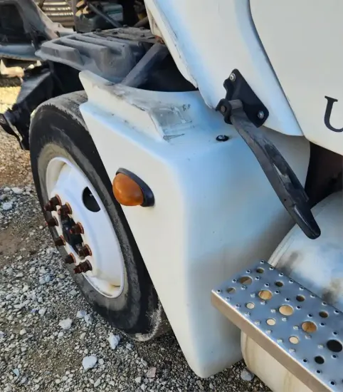 Picture of (Used) 2006 Freightliner Columbia 120, FENDER EXTENSION