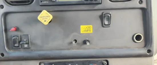 Picture of (Used) 2005 Freightliner M2 106, MISCELLANEOUS DASH SWITCHES