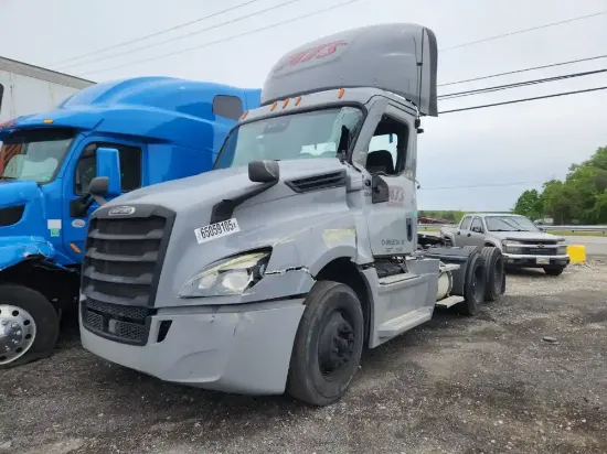 Picture of 2022-freightliner-cascadia-126-truck-tractor