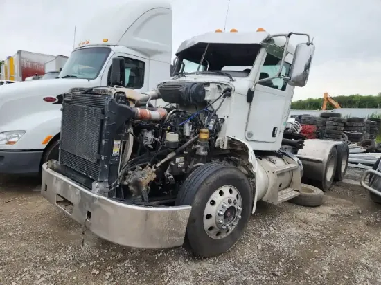 Picture of 2013-peterbilt-386-truck-tractor