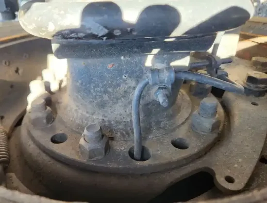 Picture of (Used) 2019 Freightliner Cascadia 126, REAR DIFFERENTIAL HUBS