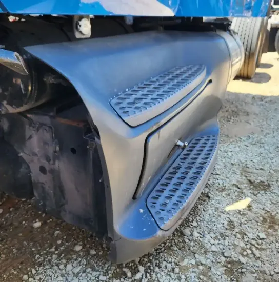 Picture of (Used) 2020 Peterbilt 579, TANK FAIRINGS