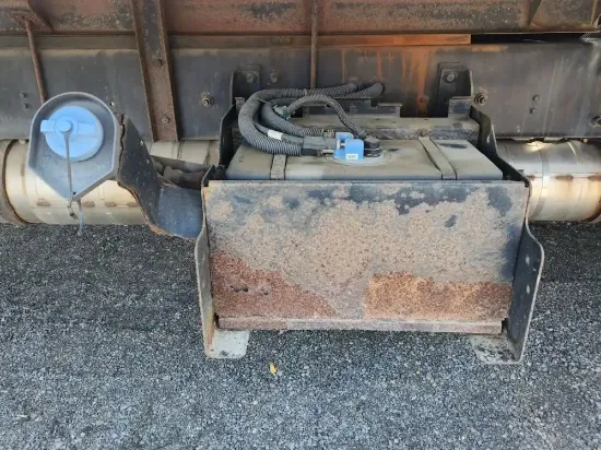 Picture of (Used) 2015 Ford F-750, DEF TANK