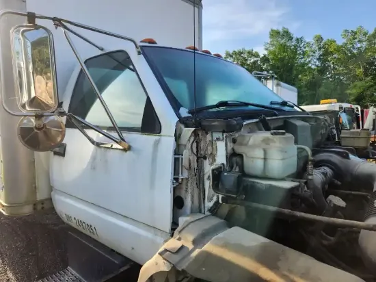 Picture of (Used) 1999 GMC C6500, CAB