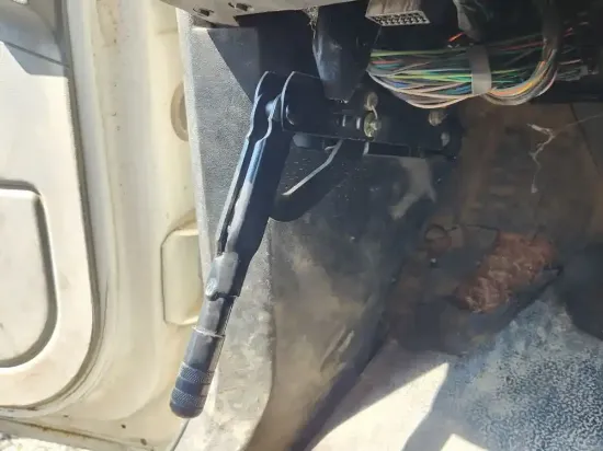 Picture of (Used) 1999 GMC C6500, EMERGENCY BRAKE ASSEMBLY