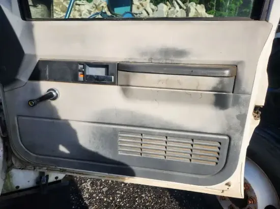 Picture of (Used) 1999 GMC C6500, INTERIOR DOOR PANEL
