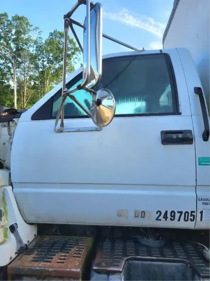 Picture of (Used) 1999 GMC C6500, DOOR