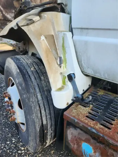 Picture of (Used) 1999 GMC C6500, FENDER EXTENSION