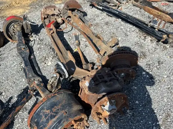 Picture of (Used) 2016 Hino 268, FRONT AXLE COMPLETE 
