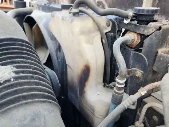 Picture of (Used) 1999 GMC C6500, RADIATOR OVERFLOW BOTTLE
