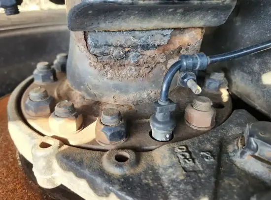 Picture of (Used) 2020 Freightliner Cascadia 126, REAR DIFFERENTIAL HUBS
