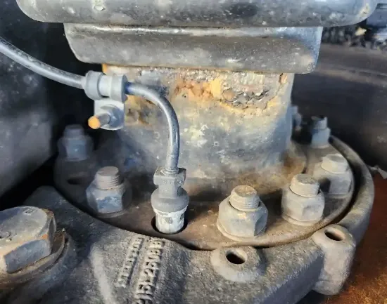 Picture of (Used) 2020 Freightliner Cascadia 126, FRONT DIFFERENTIAL HUBS