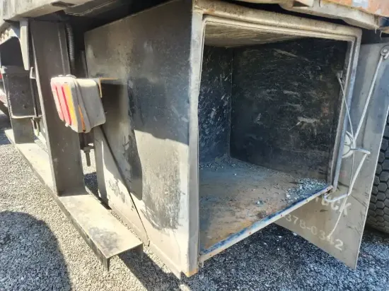 Picture of (Used) 2016 Kenworth K370, TOOL BOX