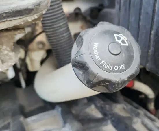 Picture of (Used) 2020 Freightliner Cascadia 126, WASHER BOTTLE
