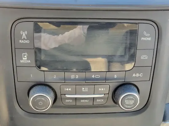Picture of (Used) 2021 RAM 4500 Chassis, RADIO CONTROL PANEL DISPLAY