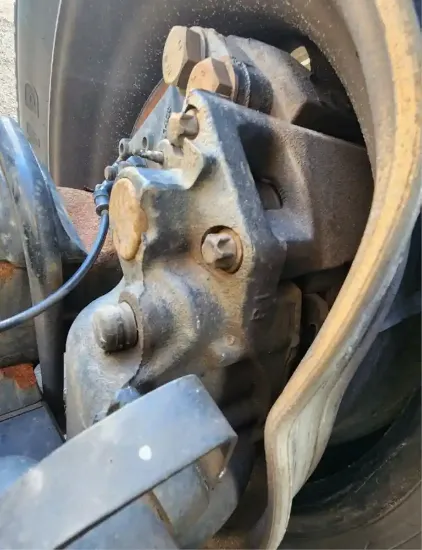 Picture of (Used) 2020 Freightliner Cascadia 126, BRAKE CALIPER REAR TANDEM