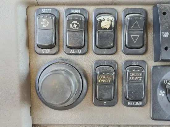 Picture of (Used) 2012 Peterbilt 367, MISCELLANEOUS DASH SWITCHES