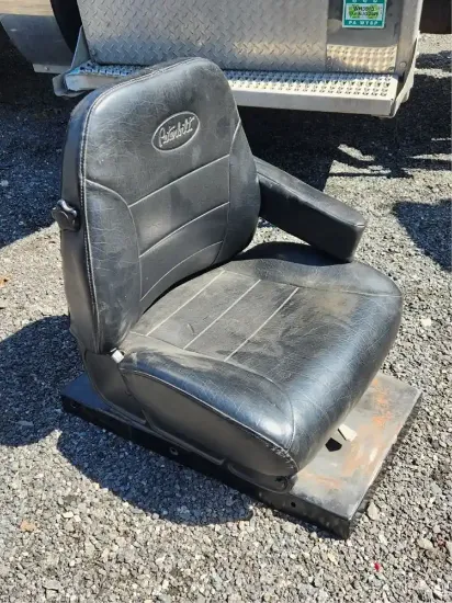 Picture of (Used) 2012 Peterbilt 367, SEAT