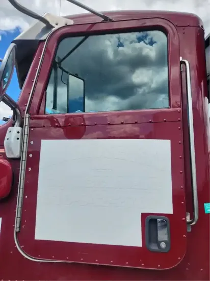 Picture of (Used) 2012 Peterbilt 367, DOOR