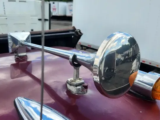 Picture of (Used) 2012 Peterbilt 367, AIR HORN