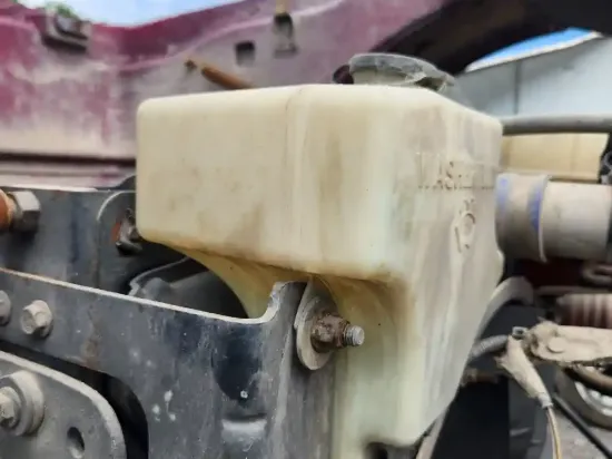 Picture of (Used) 2012 Peterbilt 367, WINDSHIELD WASHER BOTTLE