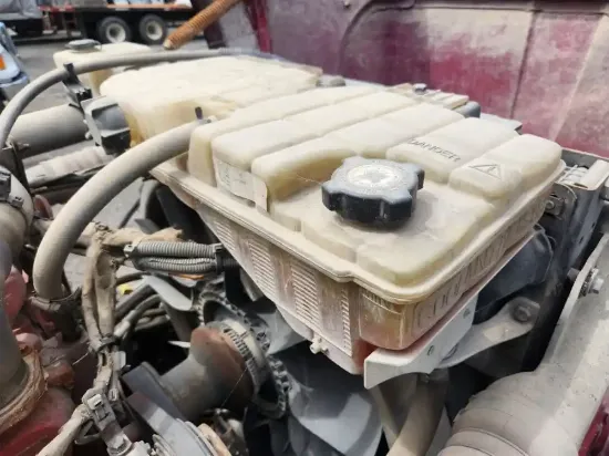 Picture of (Used) 2012 Peterbilt 367, RADIATOR OVERFLOW BOTTLE