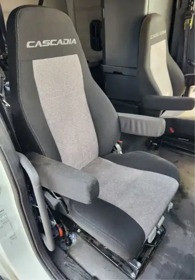 Picture of (Used) 2020 Freightliner Cascadia 126, SEAT