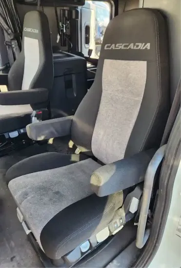 Picture of (Used) 2020 Freightliner Cascadia 126, SEAT