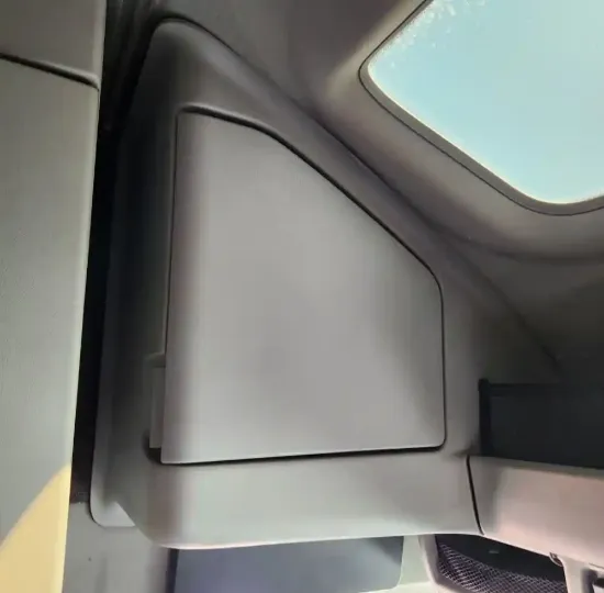 Picture of (Used) 2006 Volvo VNL, SLEEPER CABINETS