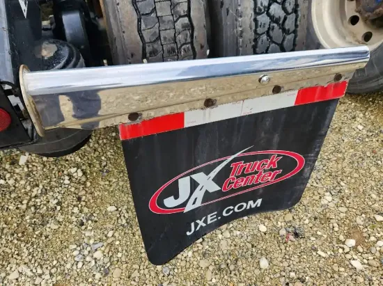 Picture of (Used) 2023 Peterbilt 579, MUD FLAP HANGER