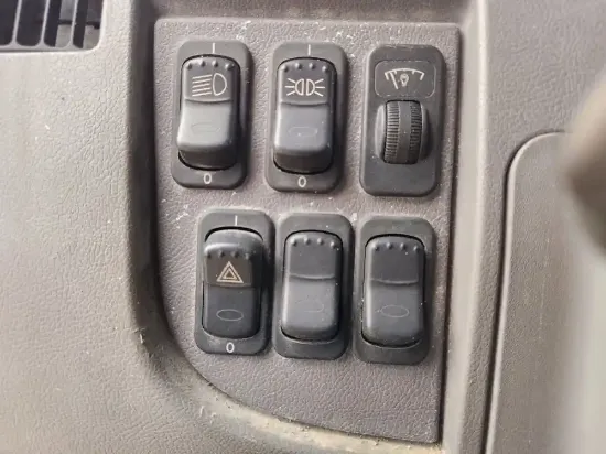 Picture of (Used) 2017 Peterbilt 348, MISCELLANEOUS DASH SWITCHES
