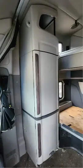 Picture of (Used) 2023 Peterbilt 579, SLEEPER CABINETS