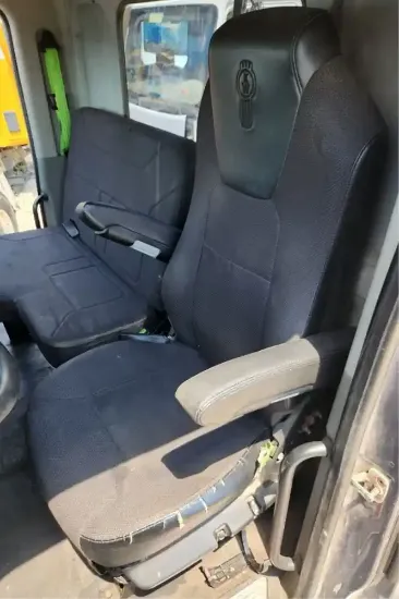Picture of (Used) 2021 Kenworth T880, SEAT