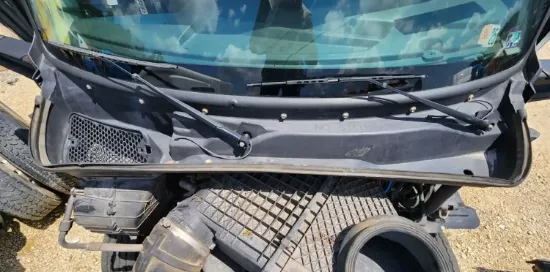 Picture of (Used) 2021 Kenworth T880, BLACK WIPER COWL
