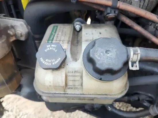 Picture of (Used) 2022 Freightliner Cascadia 126, POWER STEERING RESERVOIR