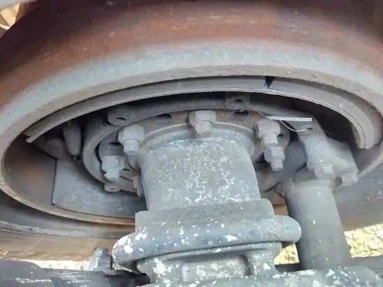 Picture of (Used) 2022 Freightliner Cascadia 126, FRONT DIFFERENTIAL HUBS