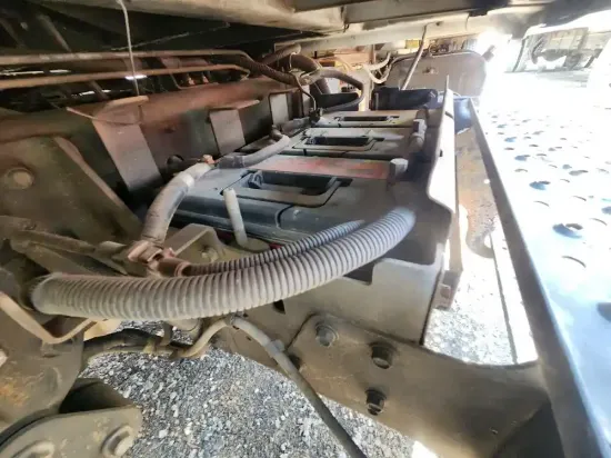 Picture of (Used) 2008 Hino 268, BATTERY BOX