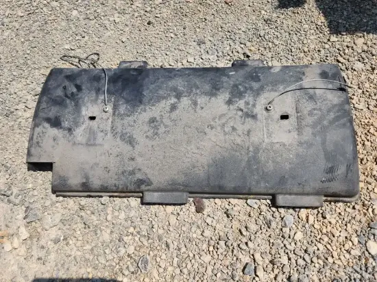 Picture of (Used) 2022 Freightliner Cascadia 126, BATTERY BOX COVER
