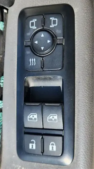 Picture of (Used) 2020 International RH613, DOOR ELECTRIC SWITCH