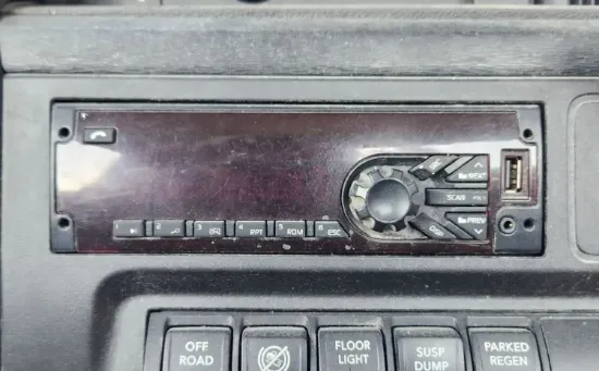 Picture of (Used) 2020 International RH613, RADIO