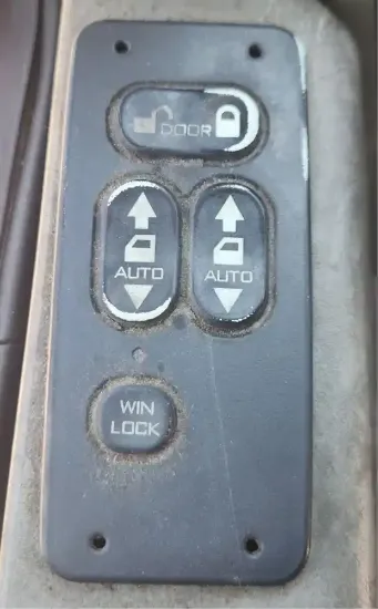 Picture of (Used) 2016 International PROSTAR, DOOR ELECTRIC SWITCH