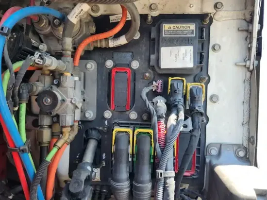 Picture of (Used) 2020 Peterbilt 579, FUSE BOX
