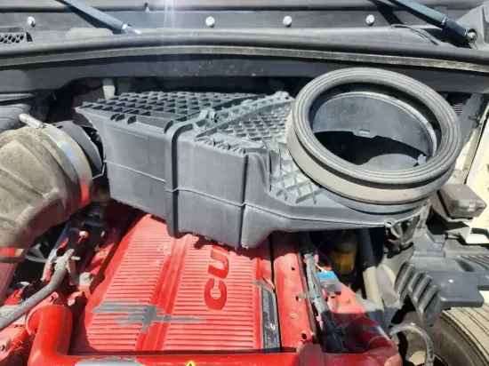 Picture of (Used) 2020 Peterbilt 579, AIR CLEANER
