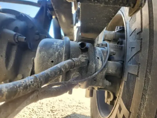 Picture of (Used) 2020 Peterbilt 579, BRAKE CALIPER REAR TANDEM