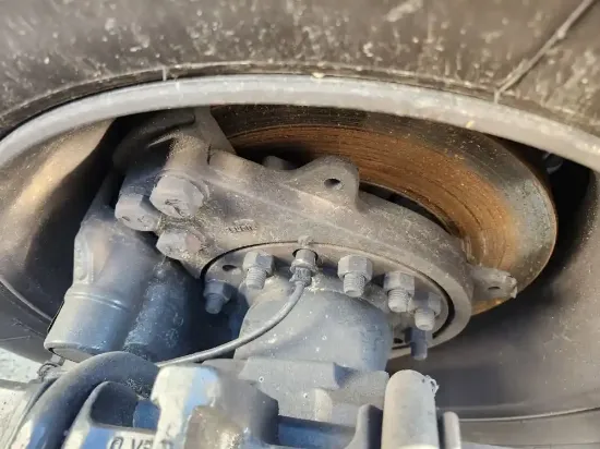 Picture of (Used) 2020 Peterbilt 579, FRONT DIFFERENTIAL HUBS
