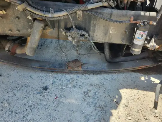 Picture of (Used) 2010 Kenworth T300, FRONT LEAF SPRINGS