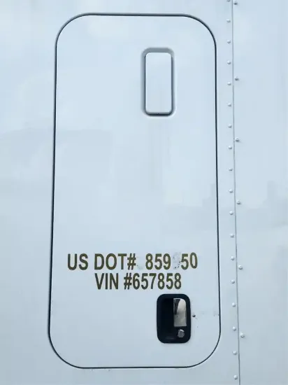 Picture of (Used) 2020 Peterbilt 579, ACCESS DOOR