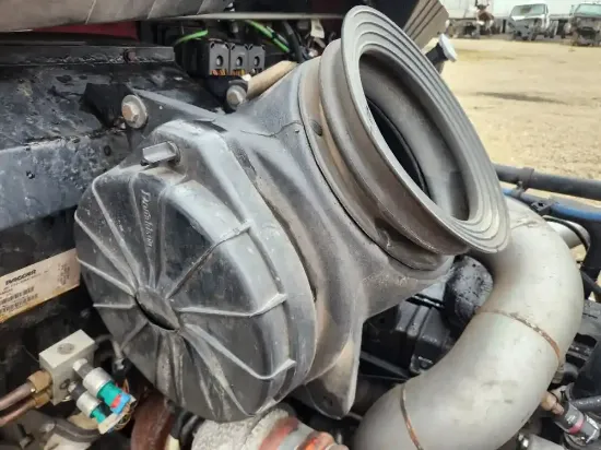 Picture of (Used) 2010 Kenworth T300, AIR CLEANER