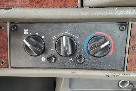 Picture of (Used) 2010 Kenworth T300, TEMPERATURE CONTROL ASSEMBLY