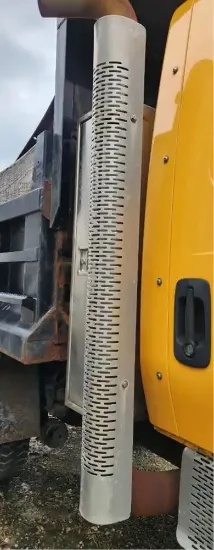 Picture of (Used) 2014 International WorkStar 7500, MUFFLER SHIELDS